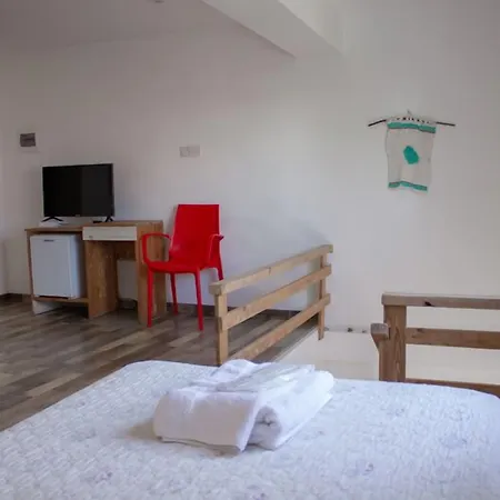 Sun Rays 旅馆 Kazaphani