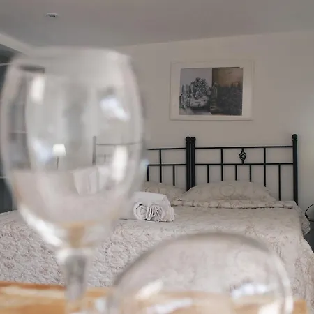 بيت شباب Sun Rays *